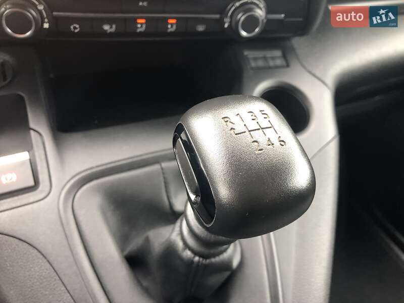 Вантажний фургон Citroen Berlingo 2022 в Рівному