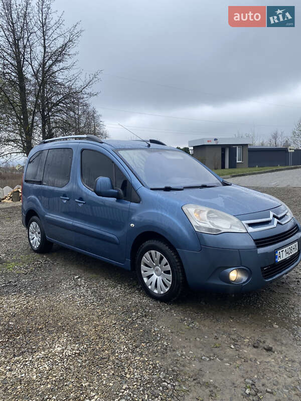 Минивэн Citroen Berlingo 2010 в 