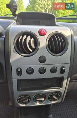 Минивэн Citroen Berlingo 2010 в 