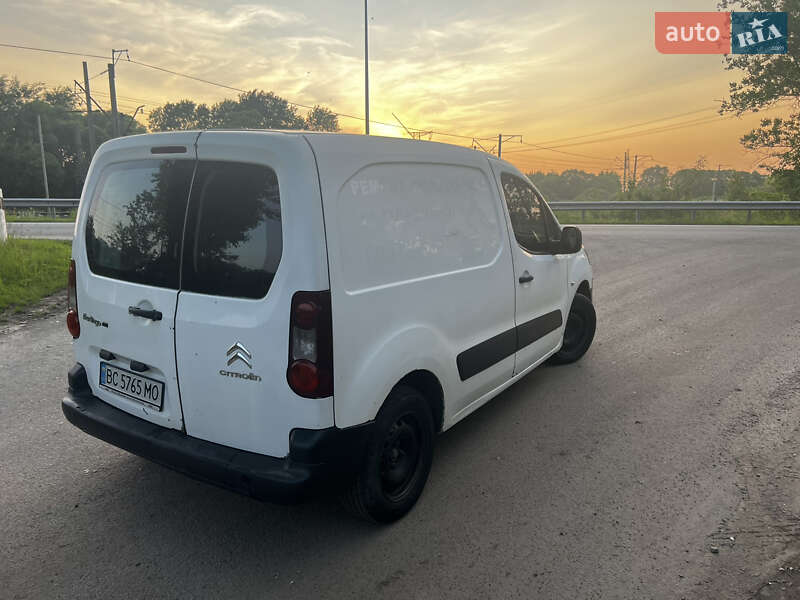 Вантажний фургон Citroen Berlingo 2012 в Львові