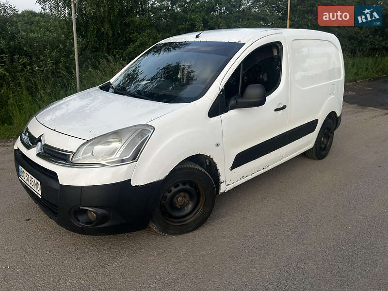 Вантажний фургон Citroen Berlingo 2012 в Львові