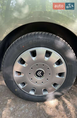Минивэн Citroen Berlingo 2011 в 