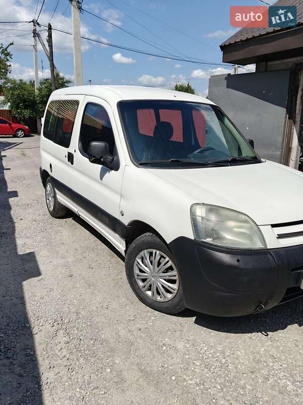 Грузовой фургон Citroen Berlingo 2003 в Звягеле