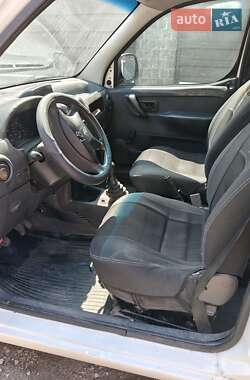 Грузовой фургон Citroen Berlingo 2003 в 