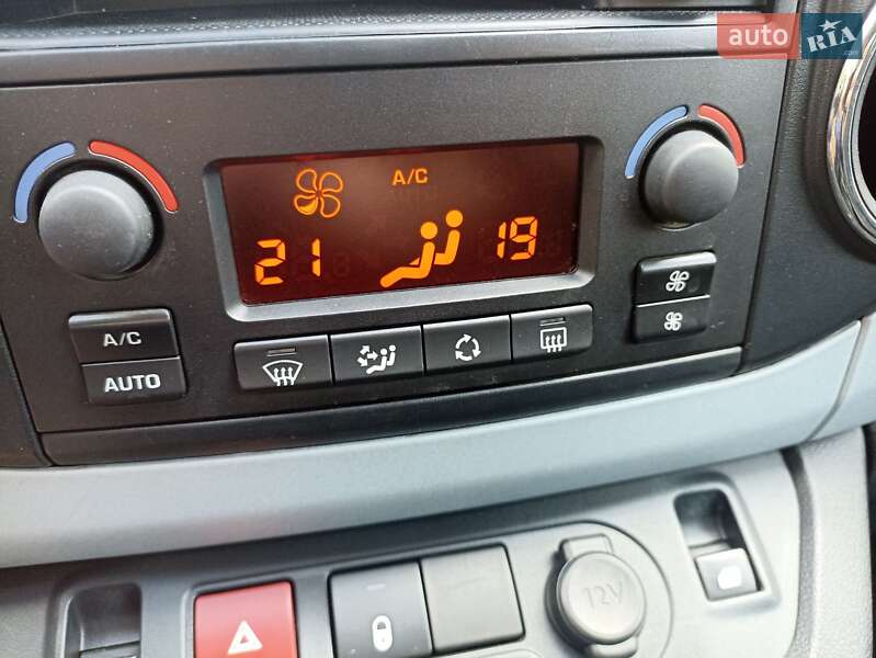 Мінівен Citroen Berlingo 2013 в Ірпені