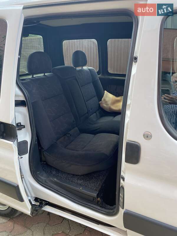 Минивэн Citroen Berlingo 2007 в Черновцах