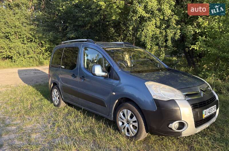 Минивэн Citroen Berlingo 2011 в Олыке