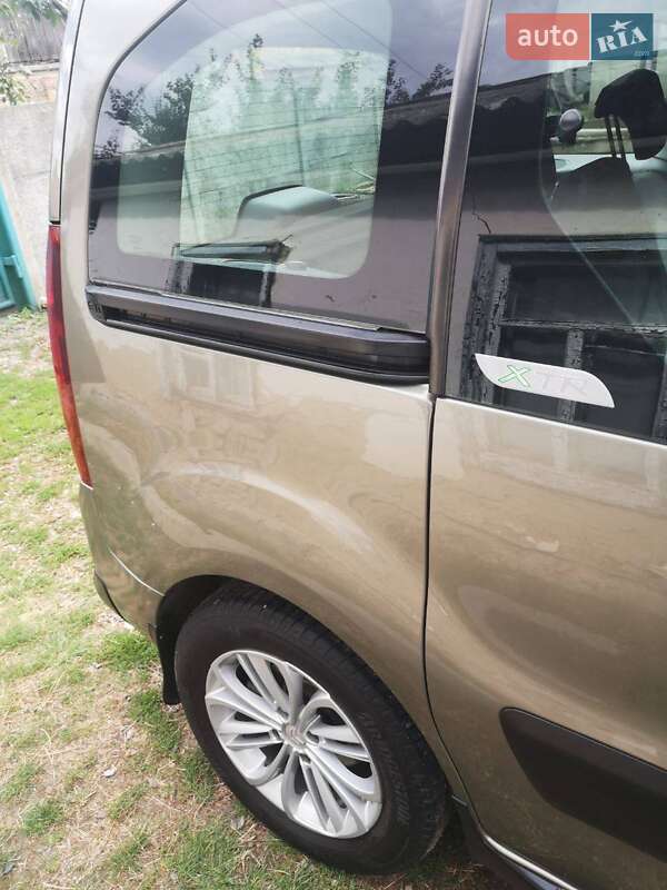 Минивэн Citroen Berlingo 2012 в Киеве