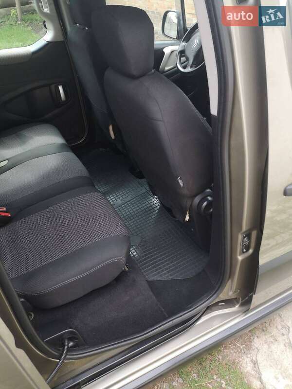 Минивэн Citroen Berlingo 2012 в Киеве