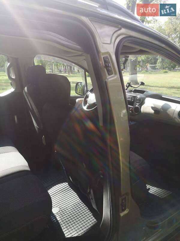 Минивэн Citroen Berlingo 2012 в Киеве