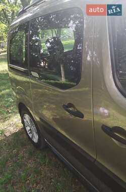 Минивэн Citroen Berlingo 2012 в 