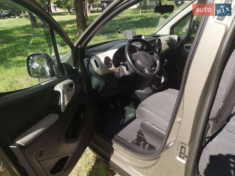 Минивэн Citroen Berlingo 2012 в Киеве