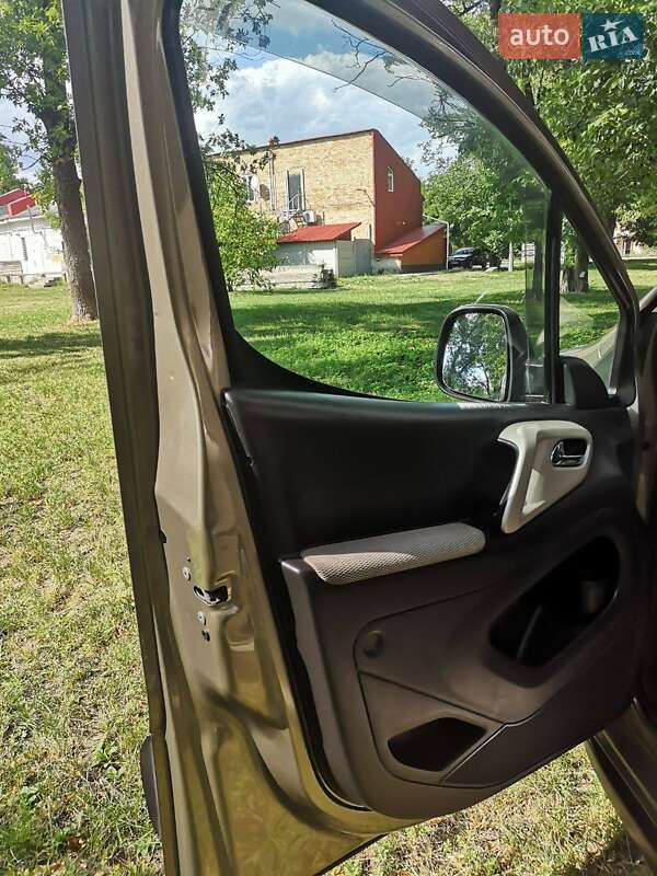 Минивэн Citroen Berlingo 2012 в Киеве