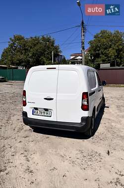 Грузовой фургон Citroen Berlingo 2019 в 