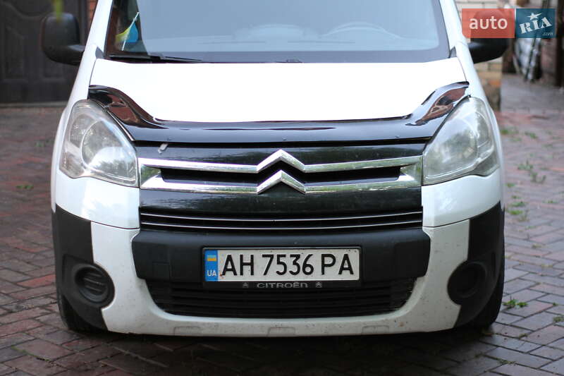Минивэн Citroen Berlingo 2011 в 