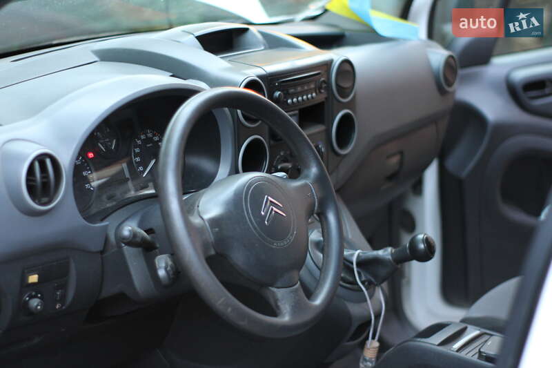 Минивэн Citroen Berlingo 2011 в Славянске