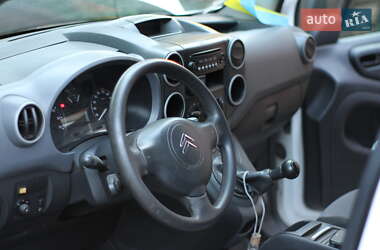 Минивэн Citroen Berlingo 2011 в 
