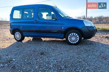 Минивэн Citroen Berlingo 2004 в 