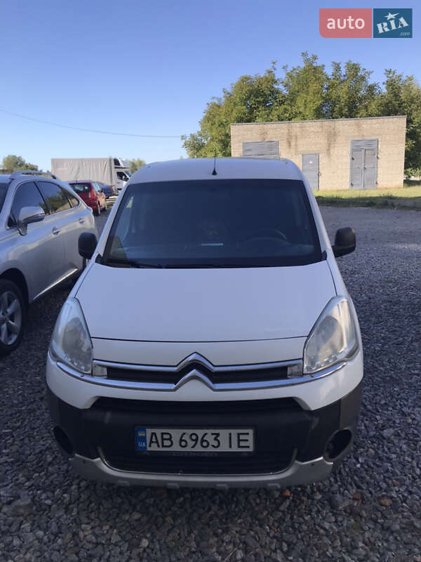 Грузовой фургон Citroen Berlingo 2013 в Виннице