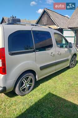 Минивэн Citroen Berlingo 2009 в 