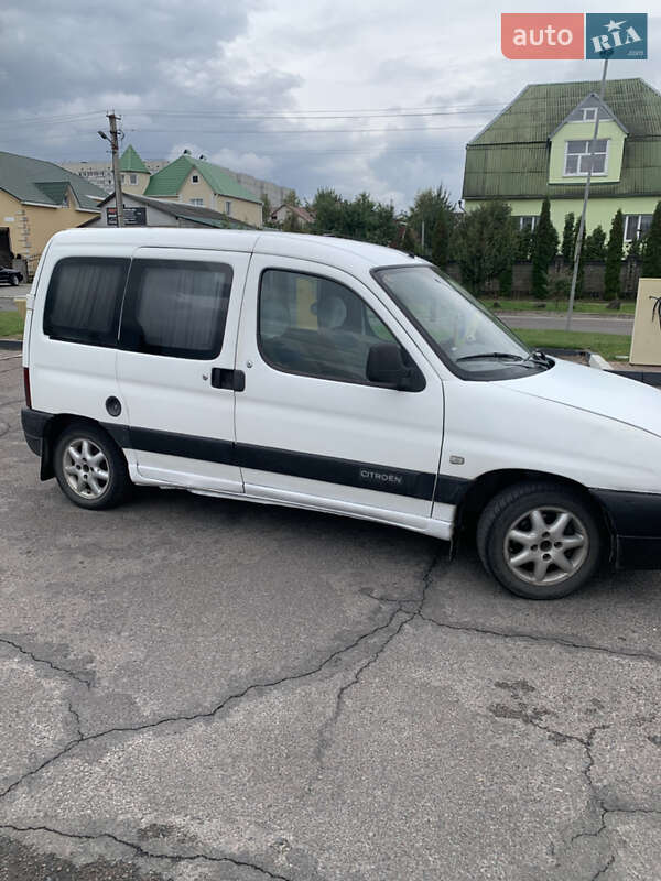Мінівен Citroen Berlingo 2001 в Вараші