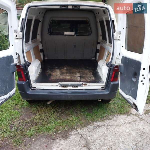 Грузовой фургон Citroen Berlingo 2000 в Черновцах