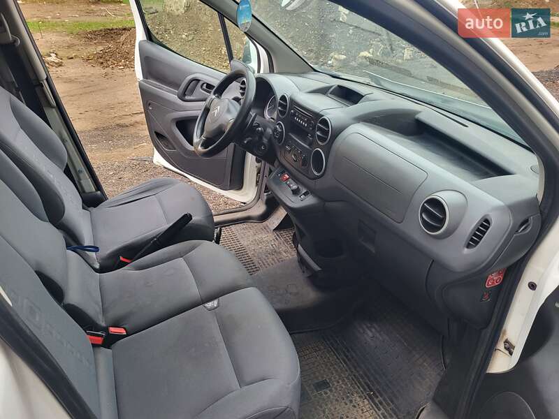 Грузовой фургон Citroen Berlingo 2012 в Николаеве