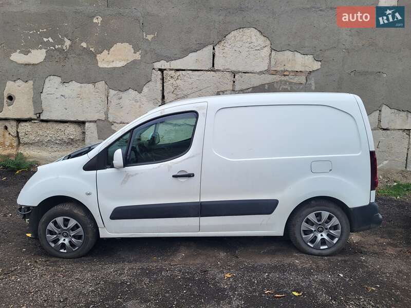 Грузовой фургон Citroen Berlingo 2012 в Николаеве