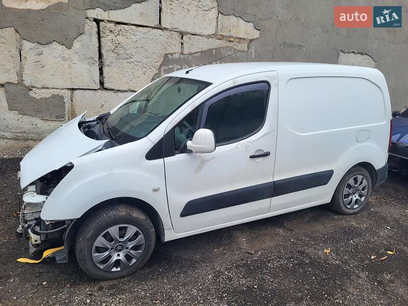Грузовой фургон Citroen Berlingo 2012 в Николаеве