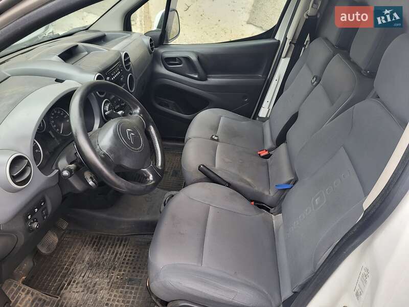 Грузовой фургон Citroen Berlingo 2012 в Николаеве