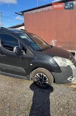 Минивэн Citroen Berlingo 2011 в 