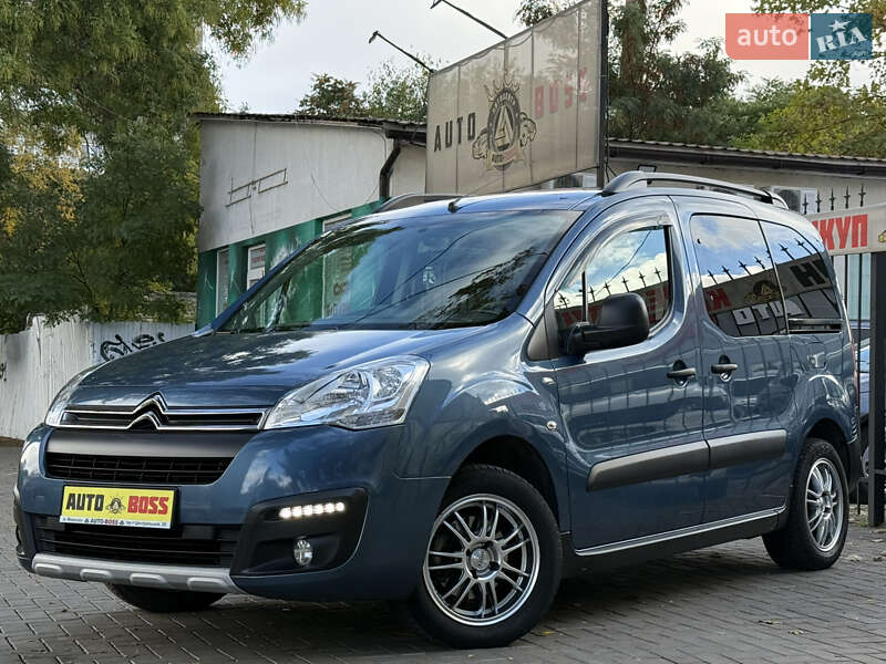 Минивэн Citroen Berlingo 2017 в 