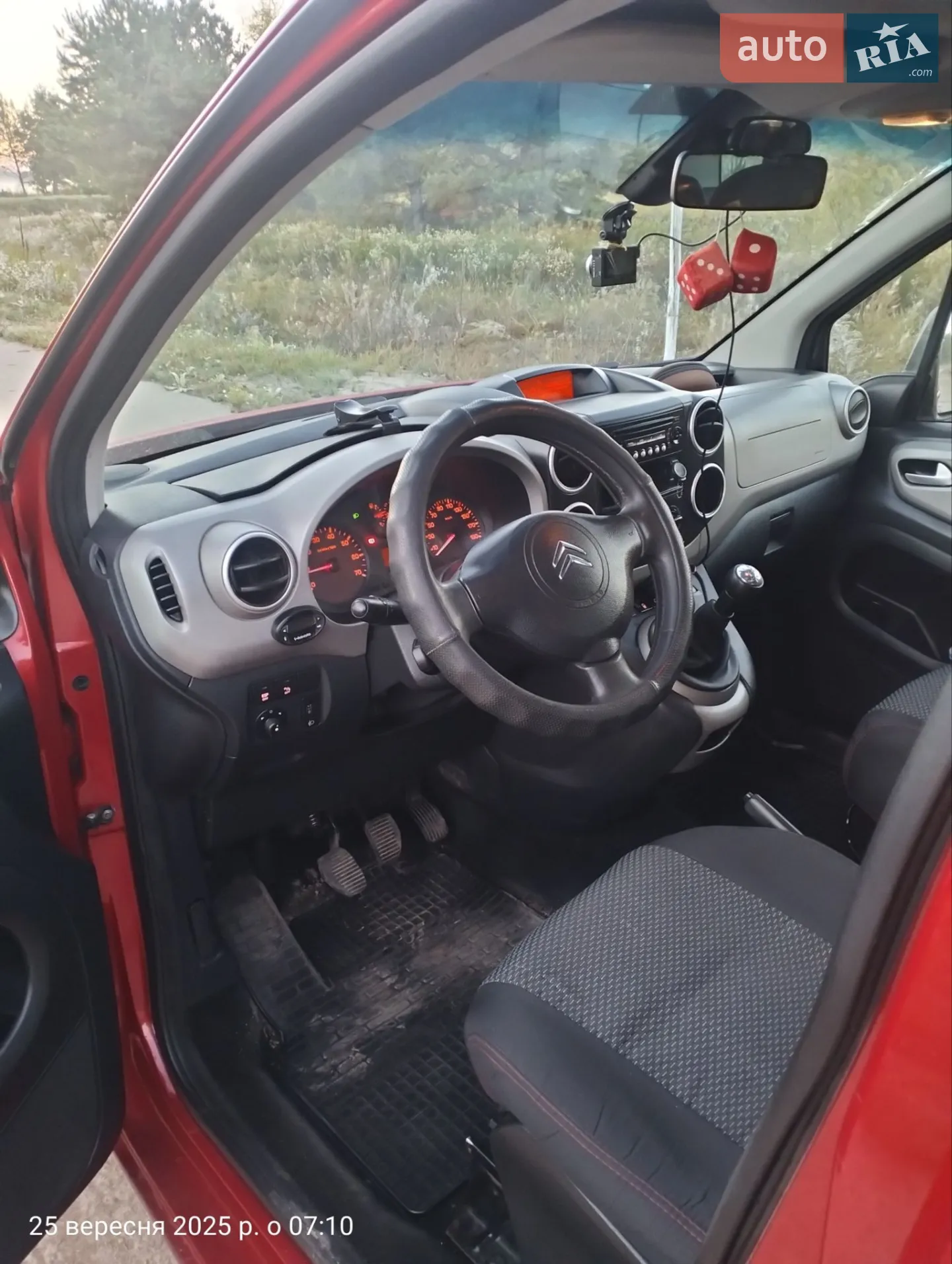 2010 Citroen Berlingo - мініатюра 25
