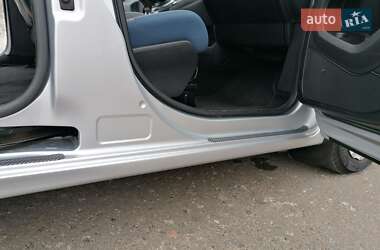 Минивэн Citroen Berlingo 2010 в 