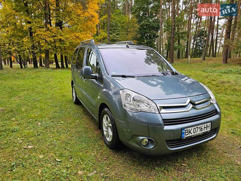 Минивэн Citroen Berlingo 2012 в 