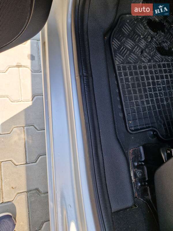 Мінівен Citroen Berlingo 2010 в Чернівцях