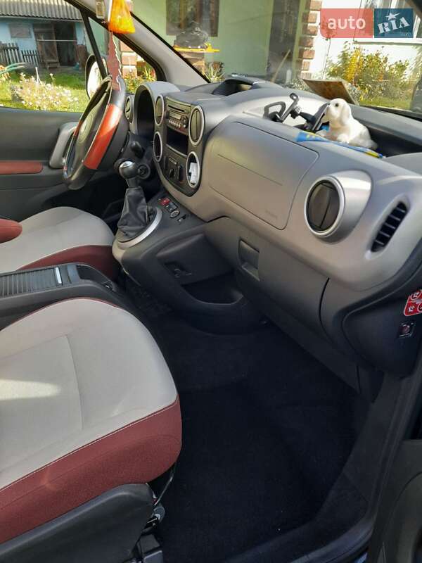 Мінівен Citroen Berlingo 2010 в Чернівцях