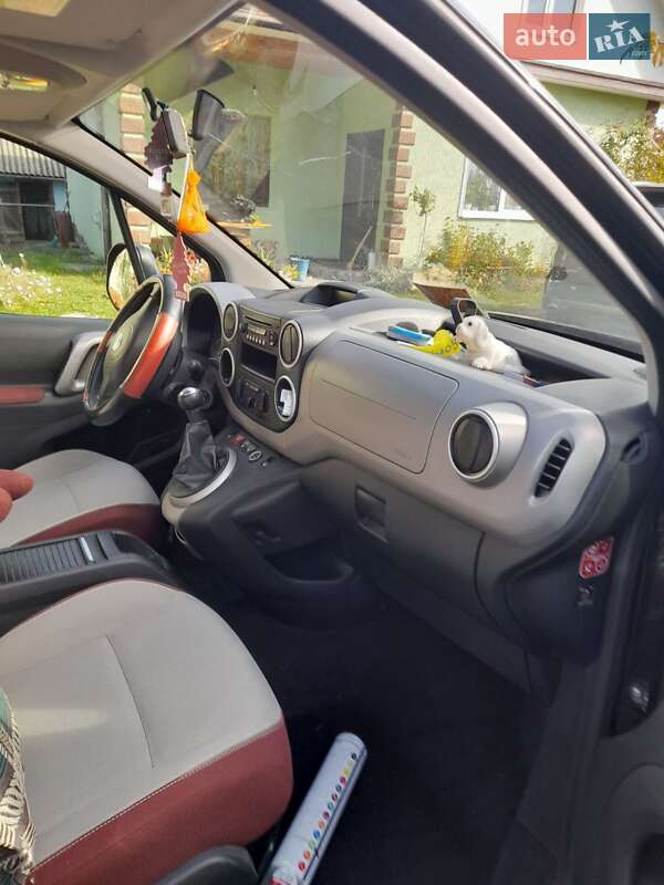 Мінівен Citroen Berlingo 2010 в Чернівцях