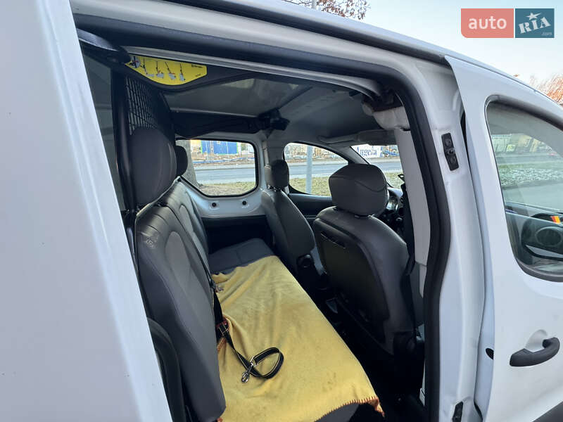 Грузовой фургон Citroen Berlingo 2010 в Ивано-Франковске фото 9 Грузовой фургон Citroen Berlingo 2010 в Ивано-Франковске