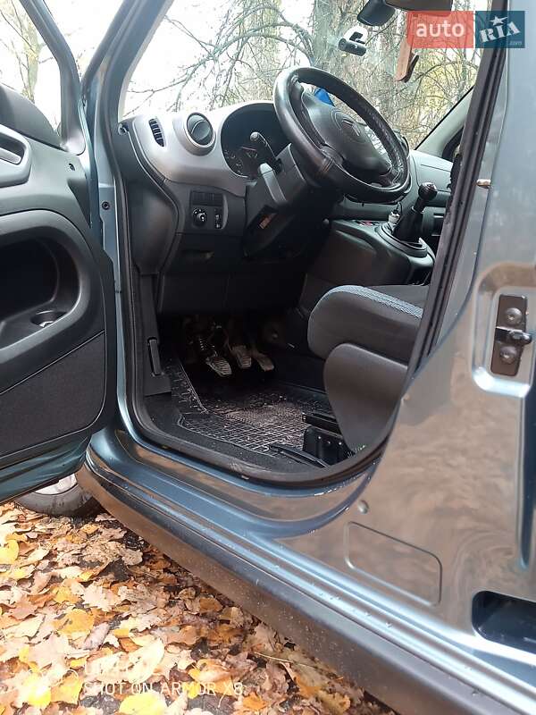 Мінівен Citroen Berlingo 2011 в Ніжині фото 11 Мінівен Citroen Berlingo 2011 в Ніжині