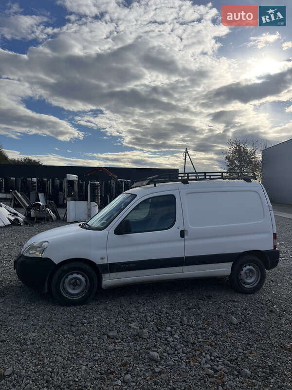 Грузовой фургон Citroen Berlingo 2006 в Черновцах
