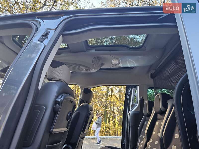 Мінівен Citroen Berlingo 2015 в Чернівцях