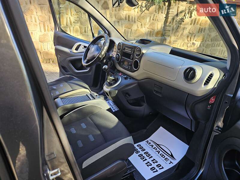 Мінівен Citroen Berlingo 2015 в Чернівцях