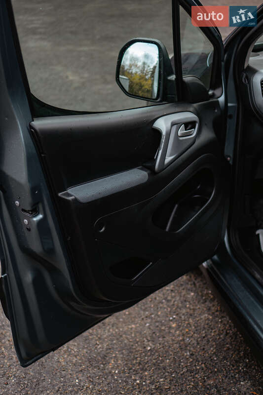 Минивэн Citroen Berlingo 2010 в Бурштыне