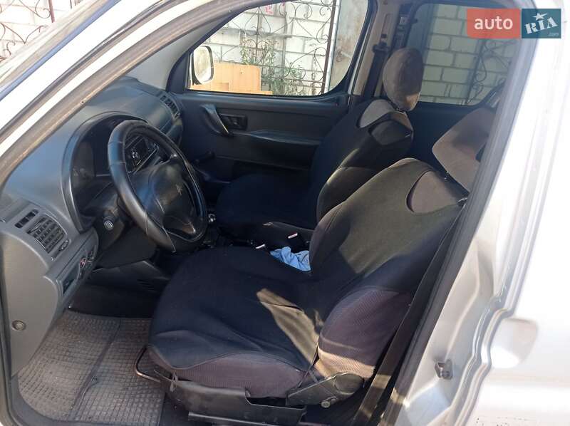 Минивэн Citroen Berlingo 2001 в Изюме фото 10 Минивэн Citroen Berlingo 2001 в Изюме