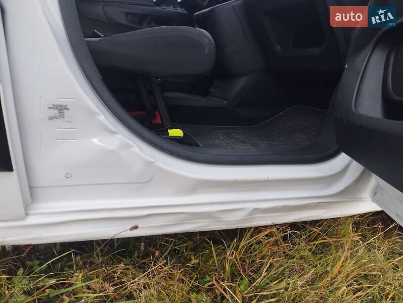 Вантажний фургон Citroen Berlingo 2022 в Долині