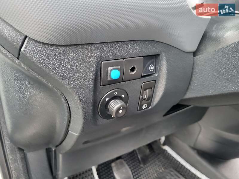 Минивэн Citroen Berlingo 2008 в Хмельницком фото 61 Минивэн Citroen Berlingo 2008 в Хмельницком