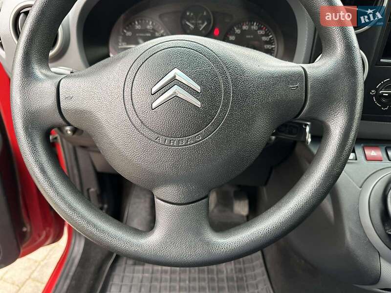Мінівен Citroen Berlingo 2011 в Одесі