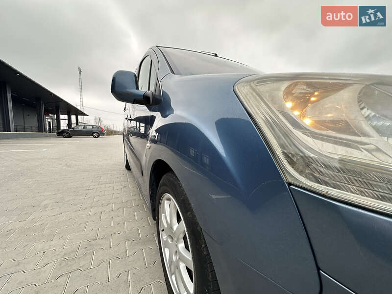 Мінівен Citroen Berlingo 2009 в Житомирі