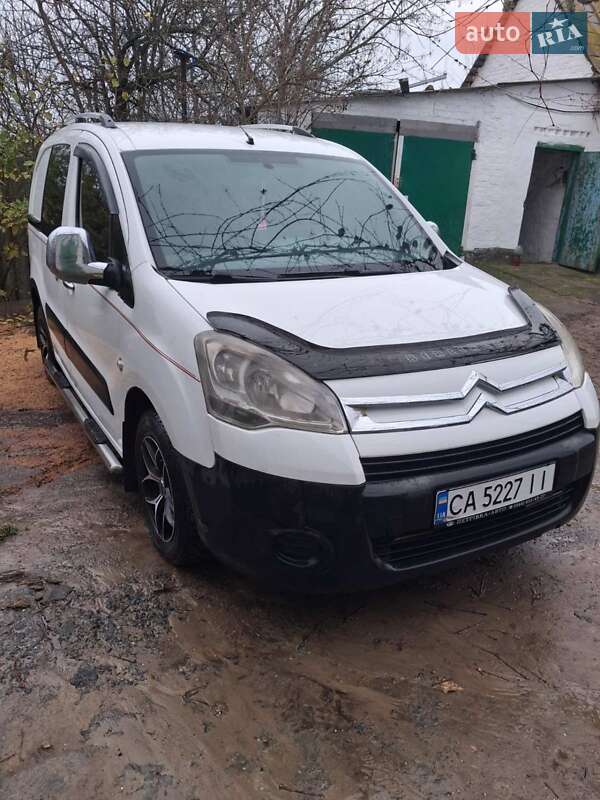 Минивэн Citroen Berlingo 2011 в Ерках